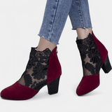 Charlotte – Elegáns virágmintás magas sarkú csizma