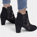 Charlotte – Elegáns virágmintás magas sarkú csizma