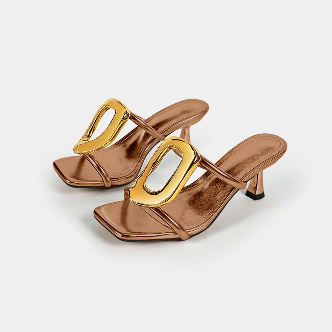 Iida – Fémes magas sarkú cipő