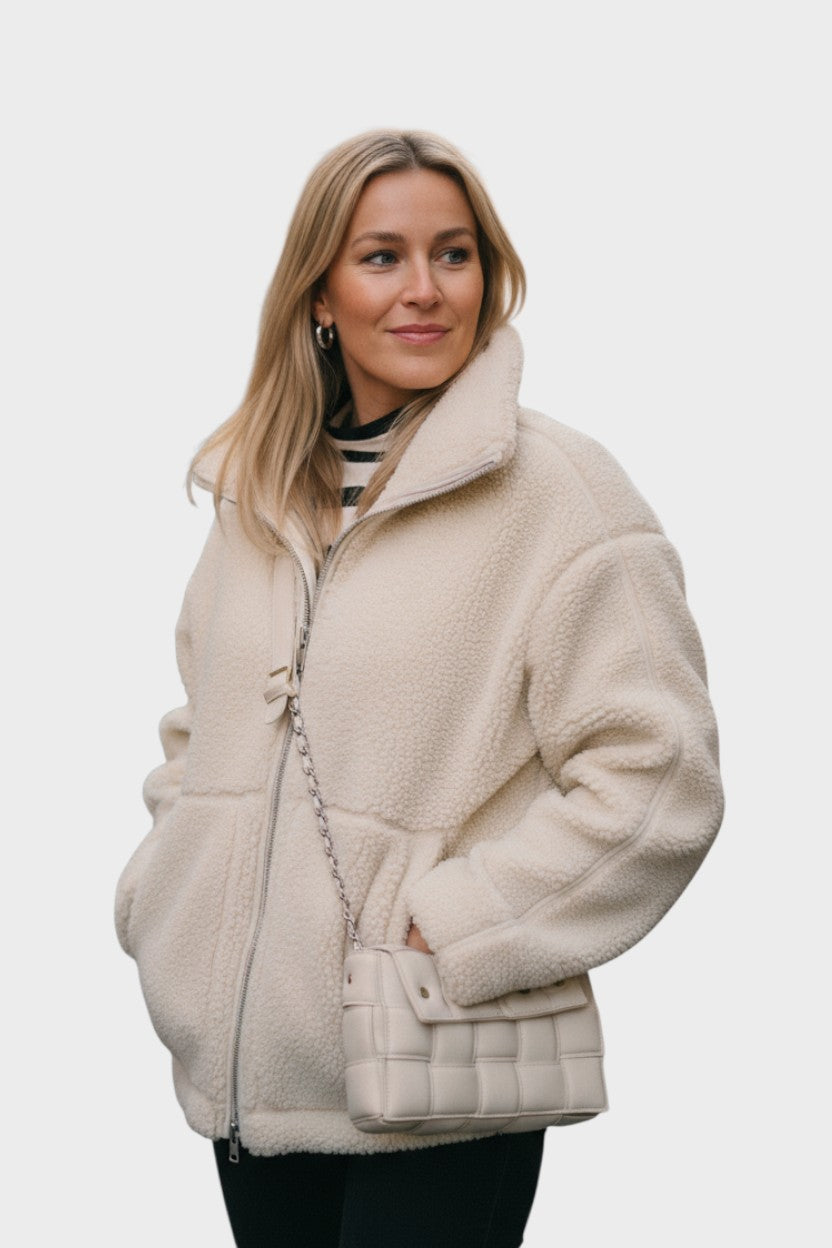 Kaja – Elegáns teddy kabát